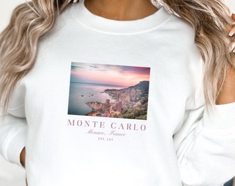 Old Money Monte Carlo France Sweatshirt French Riviera Retro Nostalgic Sweater Monaco Preppy Stuff Coastal Vacation Aesthetic Travel Shirt