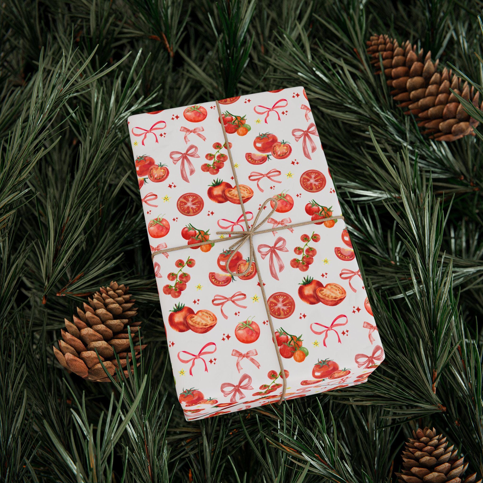 Carta Da Regalo Con Pomodori Rossi: 6 Fogli 70x50 Cm + 6 Etichette, Design UK, Riciclabile, Certificata FSC, Central 23