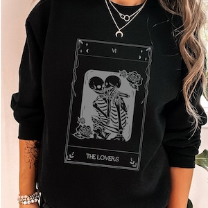 Camisa de esqueleto, suéter de tarot místico, sudadera retro de cuello redondo, Whimsigoth, academia oscura, estética gótica, romántica, amantes de la carta del tarot