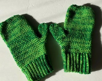 Handmade Chunky Knit Mittens: Warm Green Winter Handwear