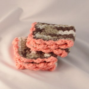 Cotton crocheted washcloth, farmhouse dishcloth, rustic hotpad, Grandma&#39;s dishrag, cotton hotpad, crocheted cottage trivet, modern prairie