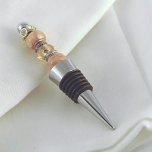 Wine stopper with box, beaded wine stop, wine accessories, gifts for wine lovers, unique hostess gift, bar accessory