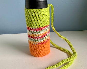 Water bottle holder with strap, water bottle bag, cotton crocheted bottle holder, hands-free water bottle carrier, Hydroflask cozy