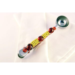 Coffee scoop with clip, convenient measure for coffee, bag closure clip, coffee measure spoon, coffee lovers gift