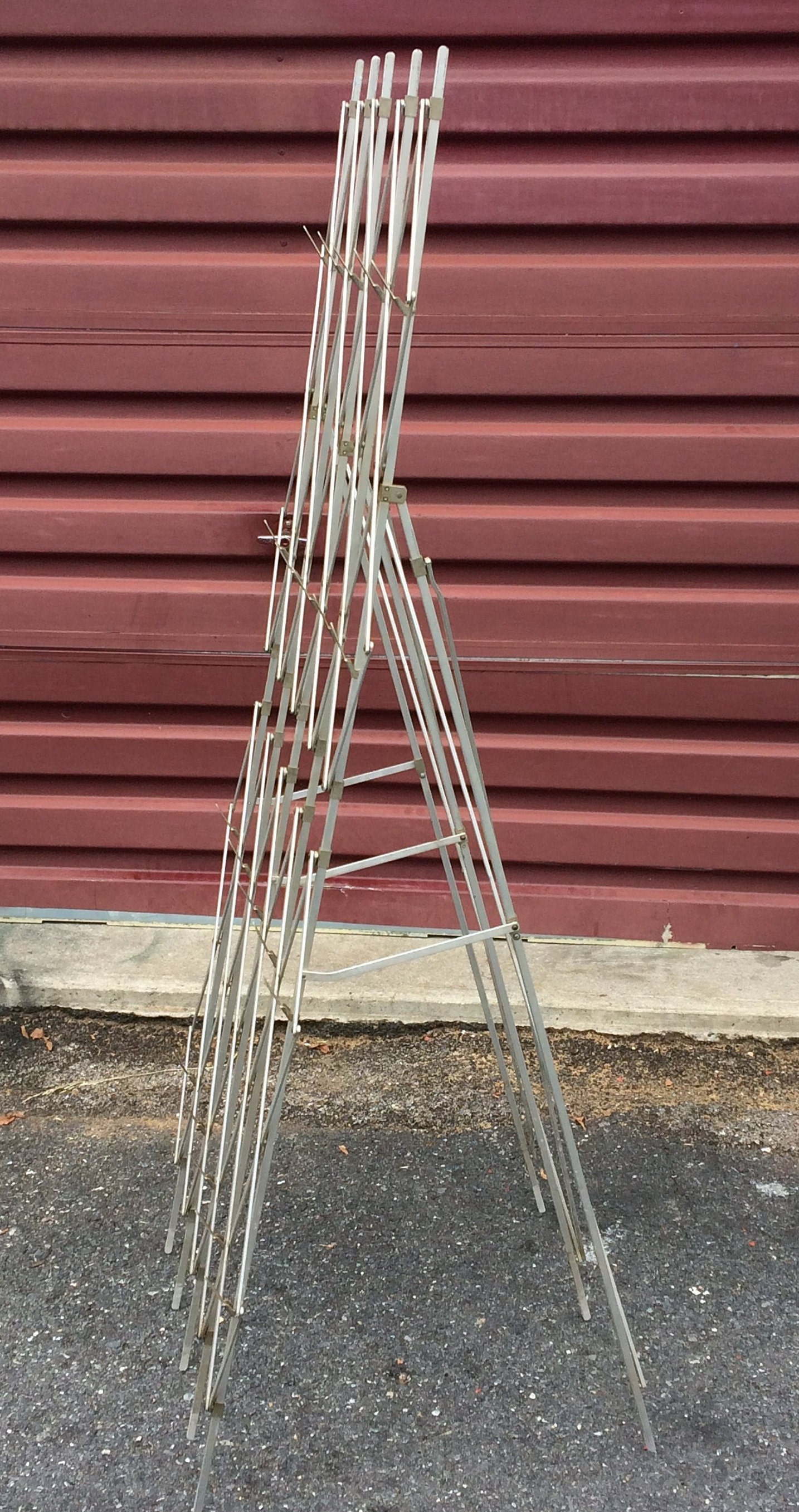 Funeral Home Metal Expanding Scissors Flower Display Rack, Portable