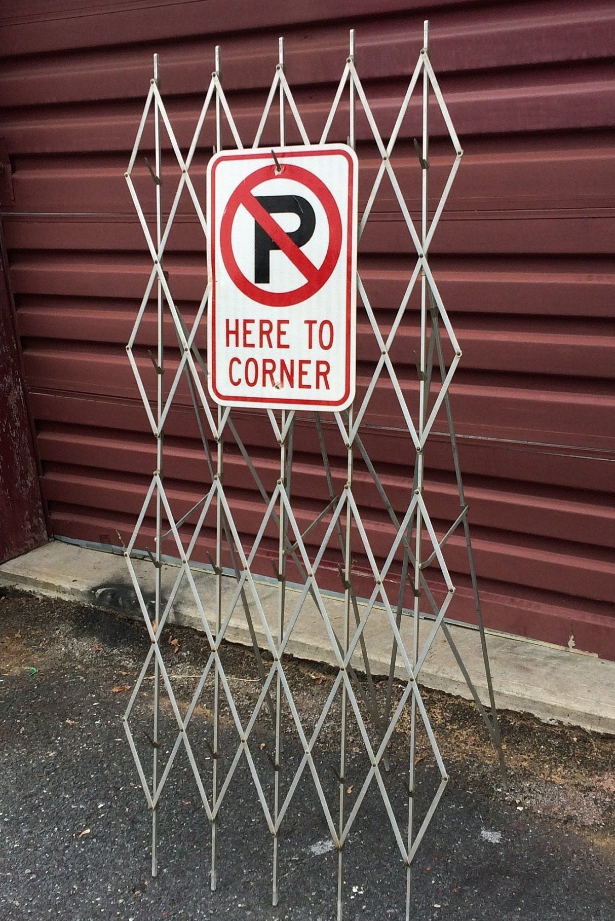 Funeral Home Metal Expanding Scissors Flower Display Rack, Portable