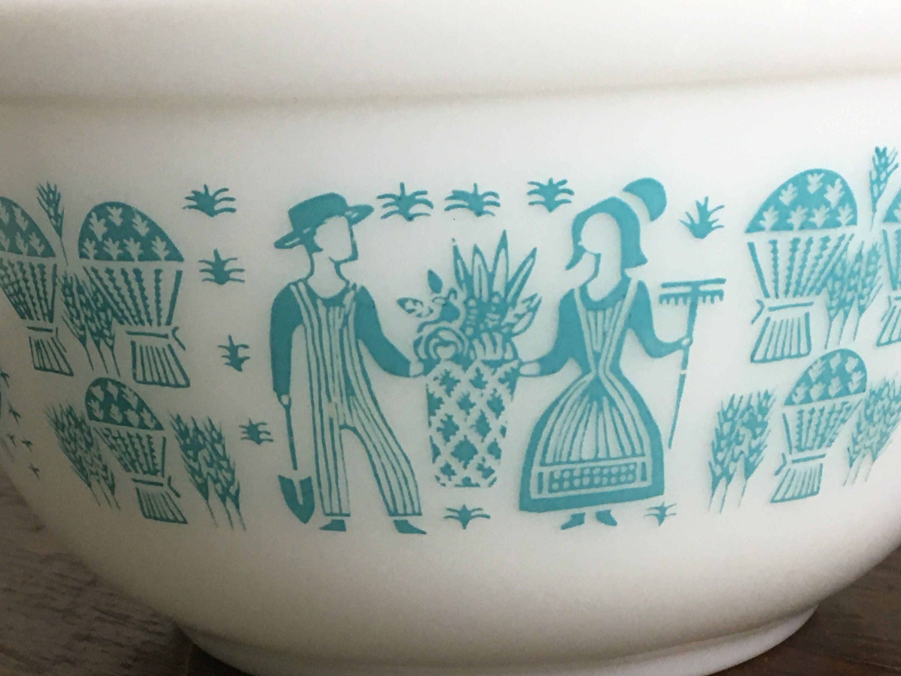 Pyrex Amish Butterprint Turquoise Blue Mixing Bowl, 402, 1.5 Quart