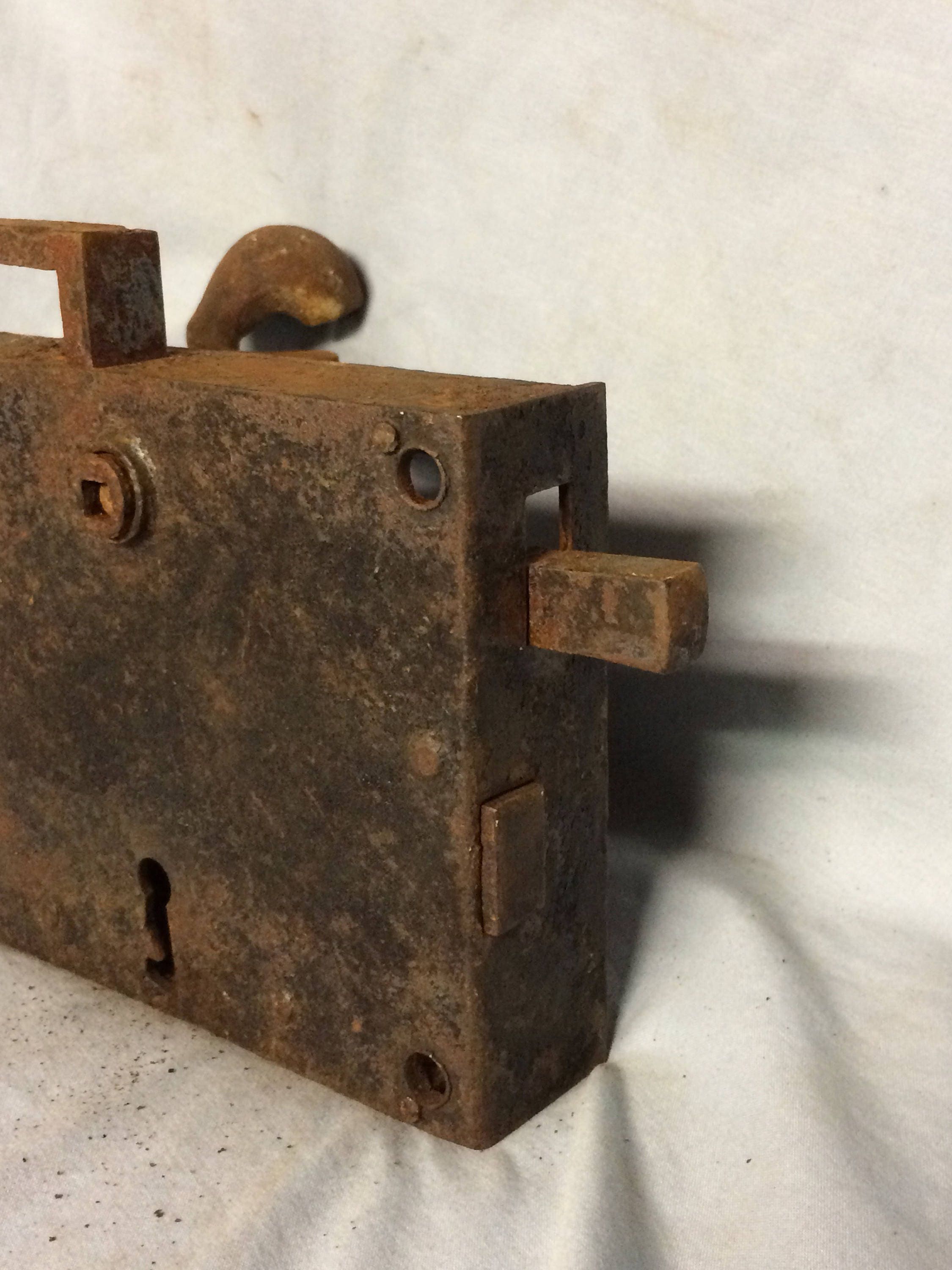 Antique Iron Pennsylvania German Door Lock Elbow Lock Lever