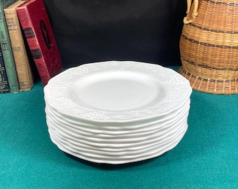 Set of 10 Indiana, Colony Harvest Milk Glass, Grapes and Leaves, 9-5/8" Dinner Plates