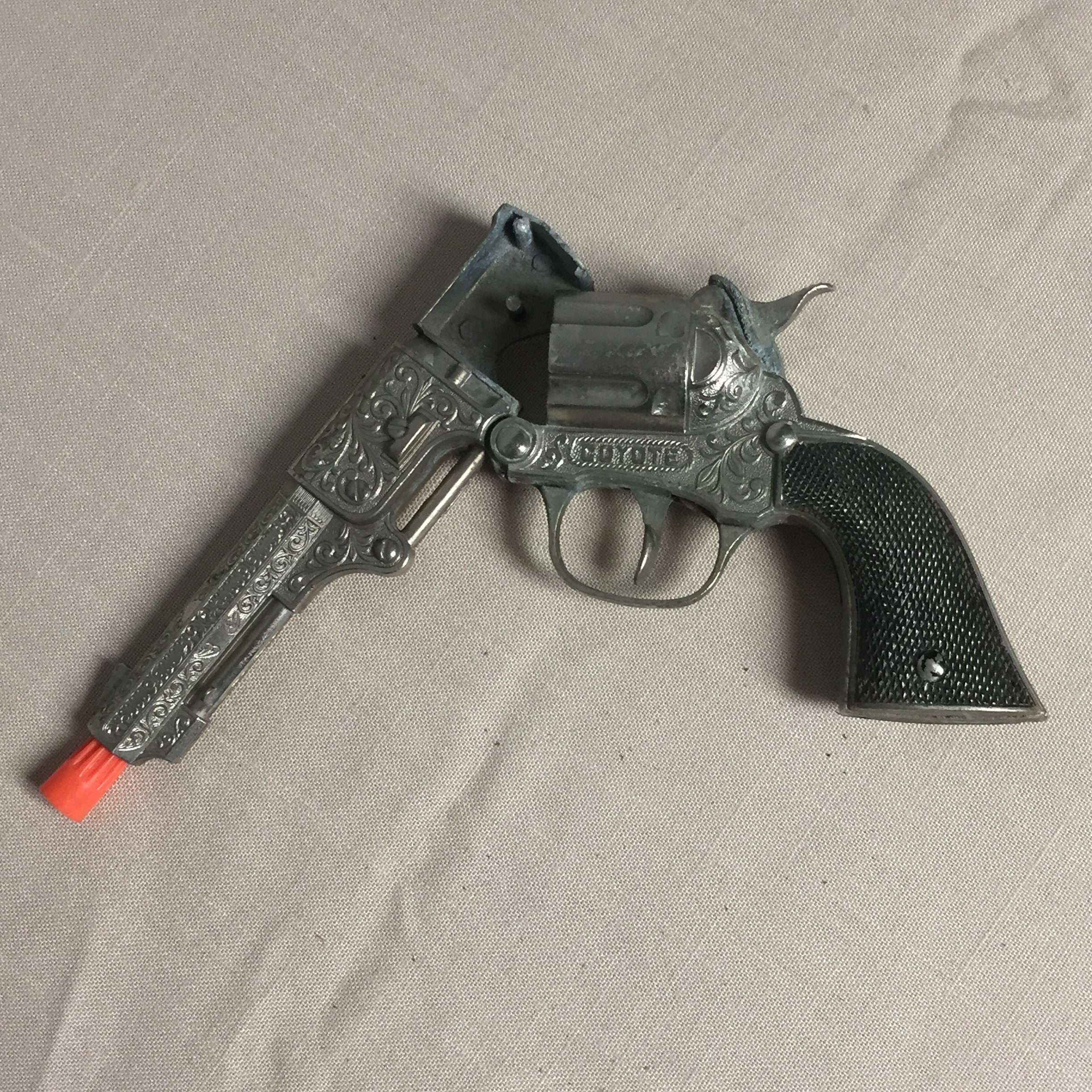 Hubley Coyote Toy Cap Gun, 1950's, Toy Cowboy Gun, Cap Gun, Toy