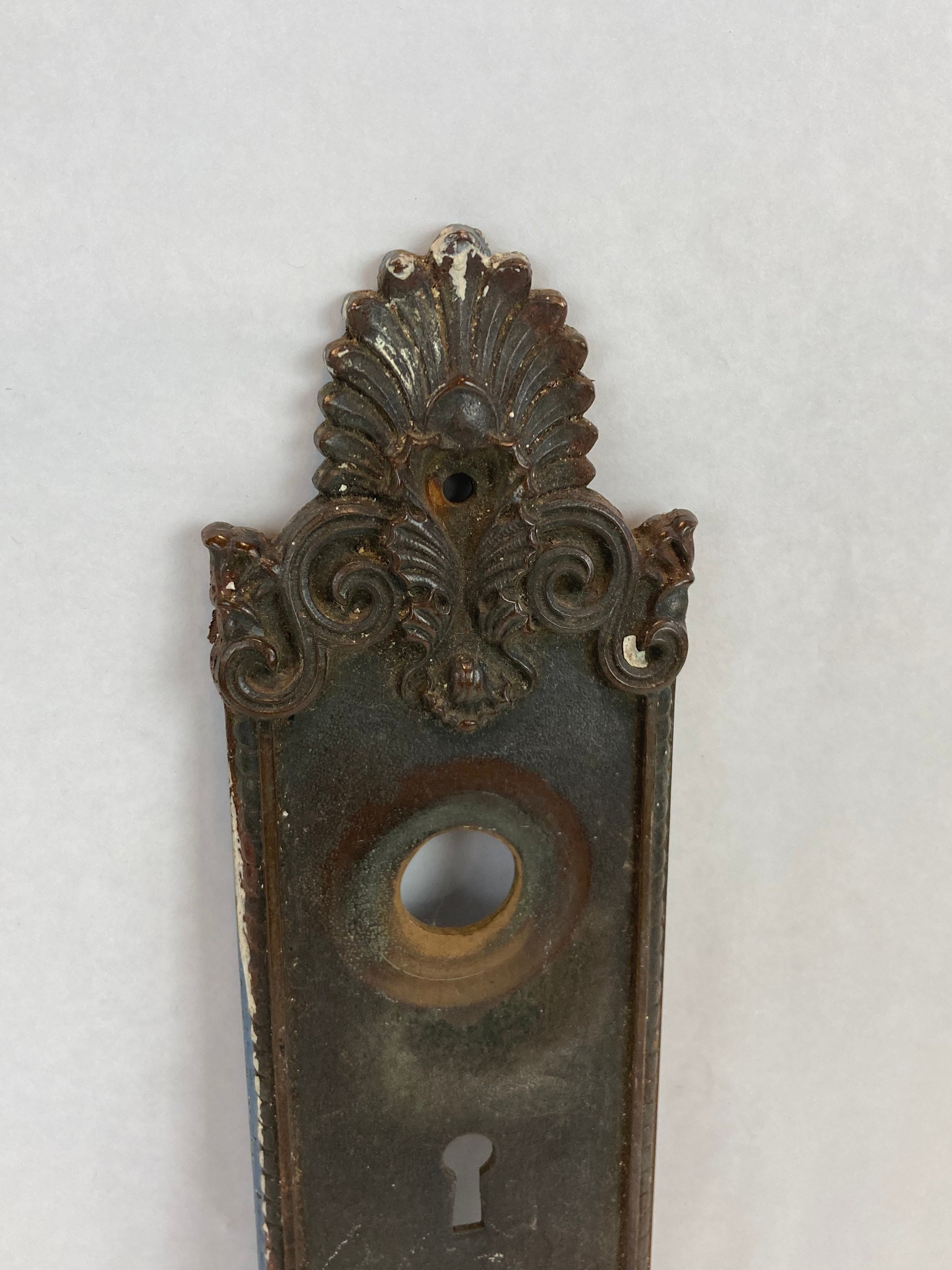 Ornate Antique Brass Door Knob Back Plate, Skeleton Key Lock Door Plate