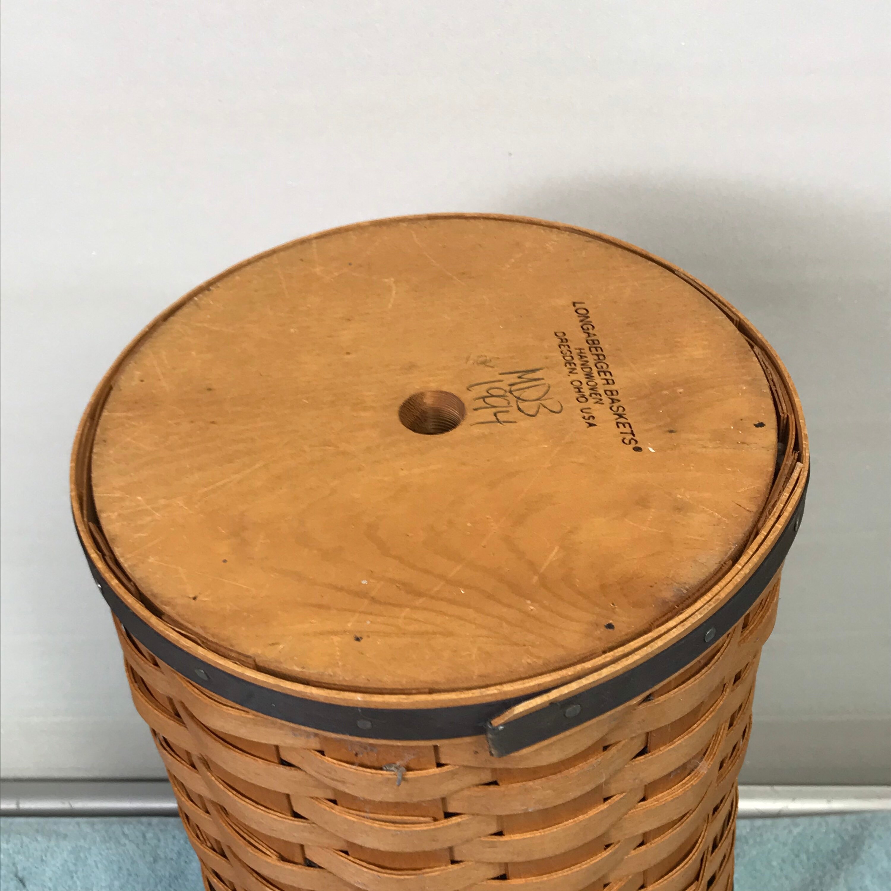 1994 Longaberger J. W. Collection Umbrella Basket Stand