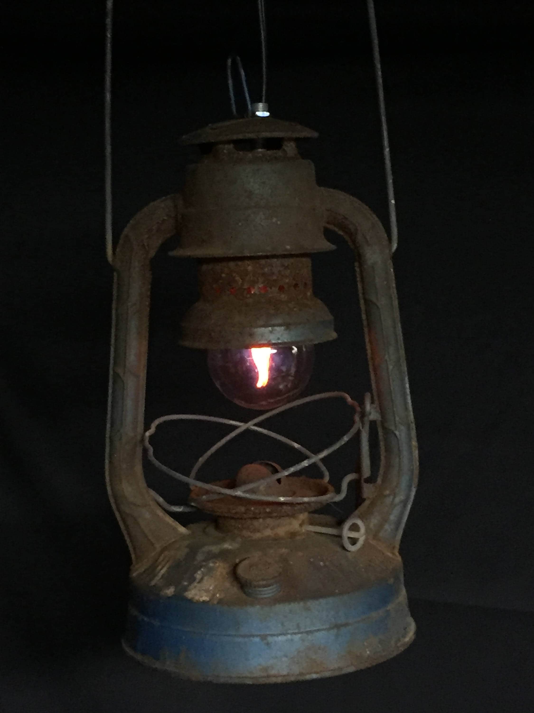 Rusty Lantern Ucon - l9h9qch
