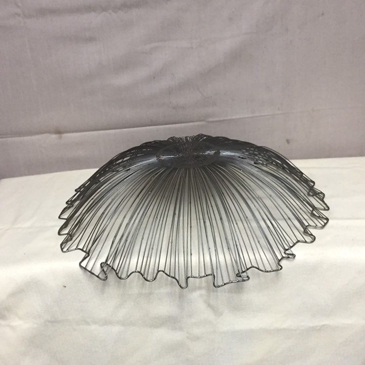 Metal Wire Wall Art, Large Wire Burst Wall Hanging, Wire Flower