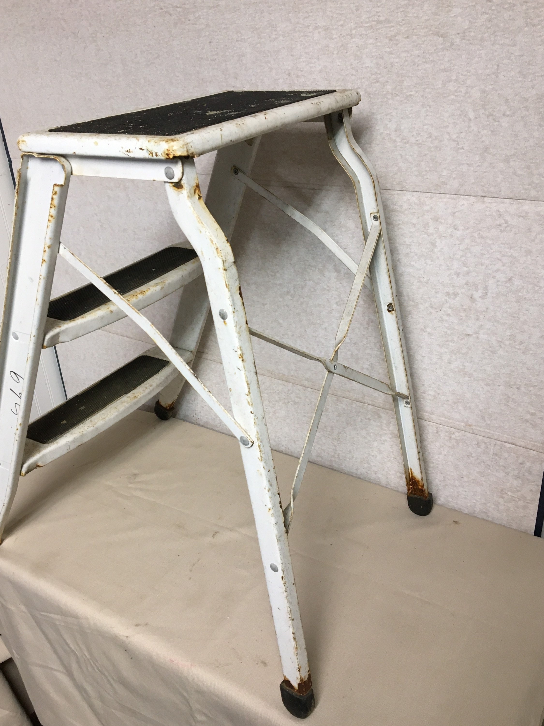 Shabby White Metal Stepladder Stool, 22 Aristocrat Folding Step Stool
