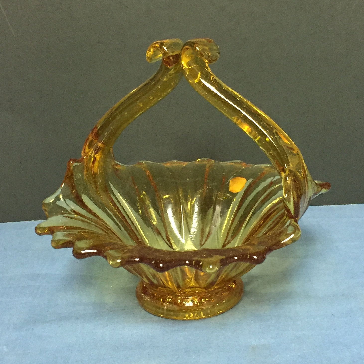 Amber, Blown Glass, Basket, Sunflower Basket, Scalloped Edge Glass