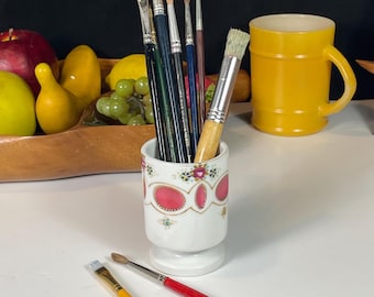 Ceramic Moriage Cigarette Holder, Hand Painted in Occupied Japan