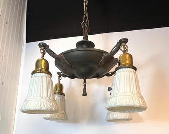 Vintage Lighting & Lamps
