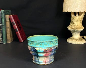 Hull Pottery Early Art Line Jardiniere, Stepped Planter
