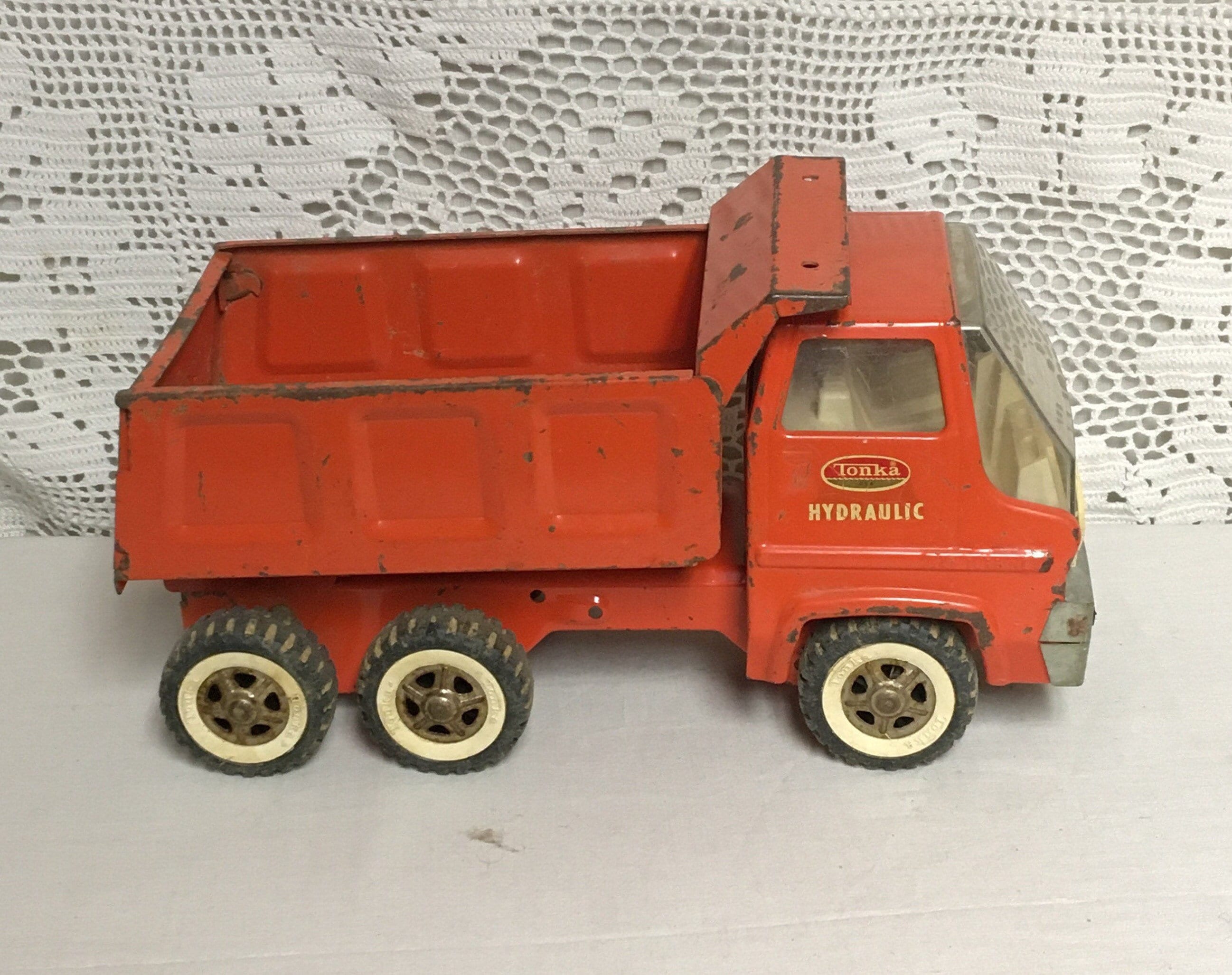 1960's Orange Tonka Hydraulic Dump Truck, Pressed Steel, FREE SHIPPING
