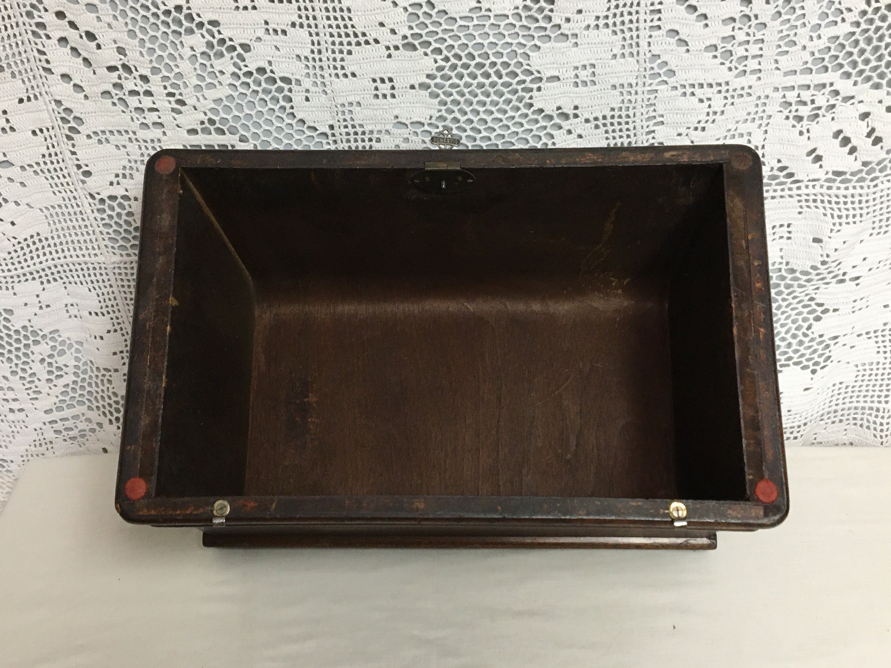Domestic Treadle Sewing Machine Wooden Top Cover, Coffin Case, Oak with Original Lock and Key