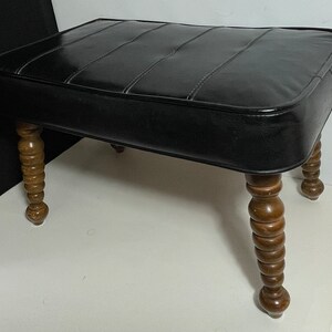 Mid Century Padded Foot Stool, Danish Style Black Vinyl Upholstery, Ottoman, Cushioned Hassock, image 7