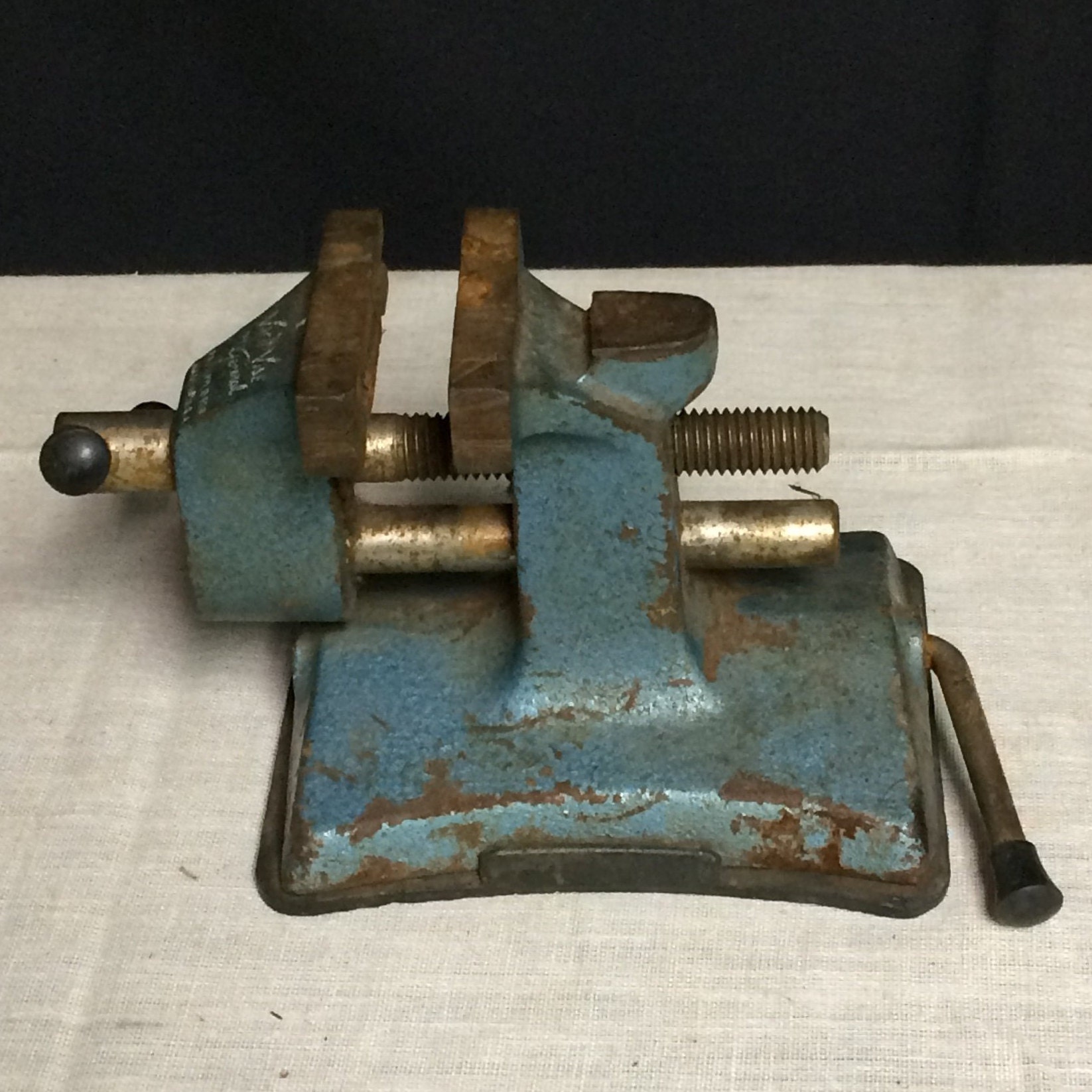 Vintage General Vacu Vise Bench Top Vacuum Base Portable Table Vice