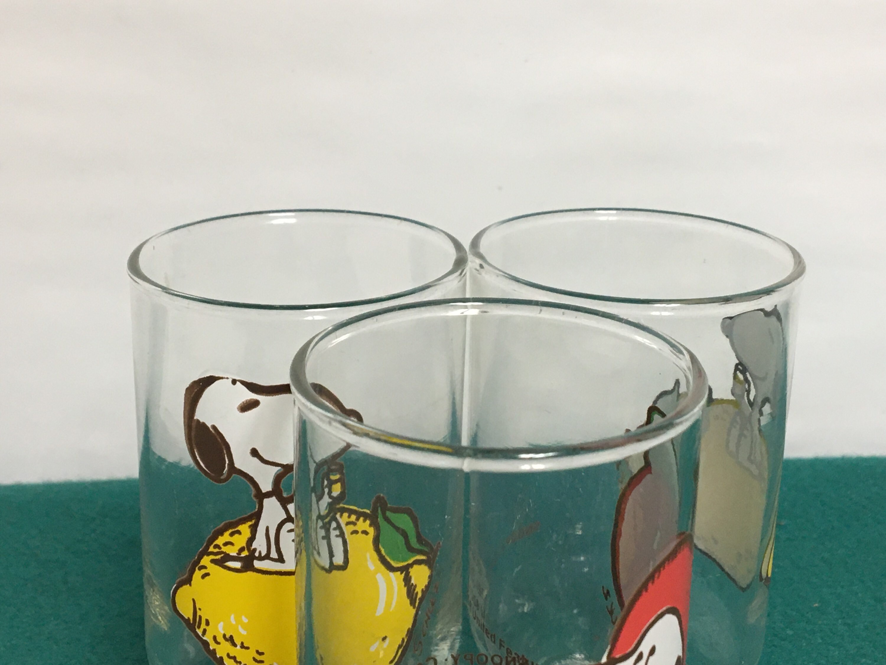 Snoopy Juice Glasses With Lemon and Apple, Peanuts Set of Three (3) Mid Small Glasses, Mid