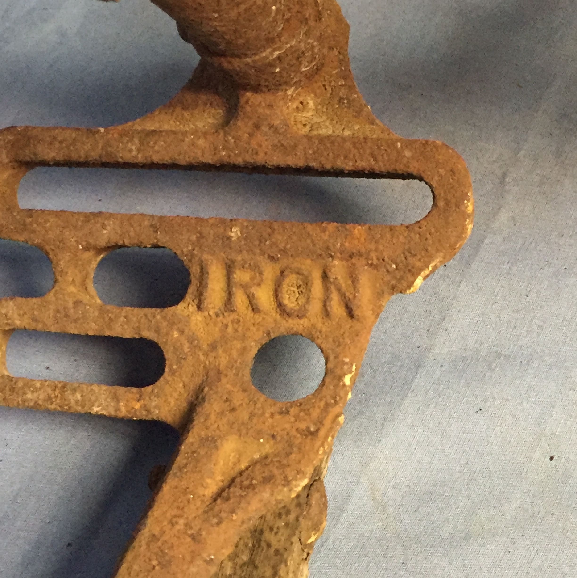 Antique IRON AGE Steel Spoke Wheel Farm Corn Seeder, Cultivator