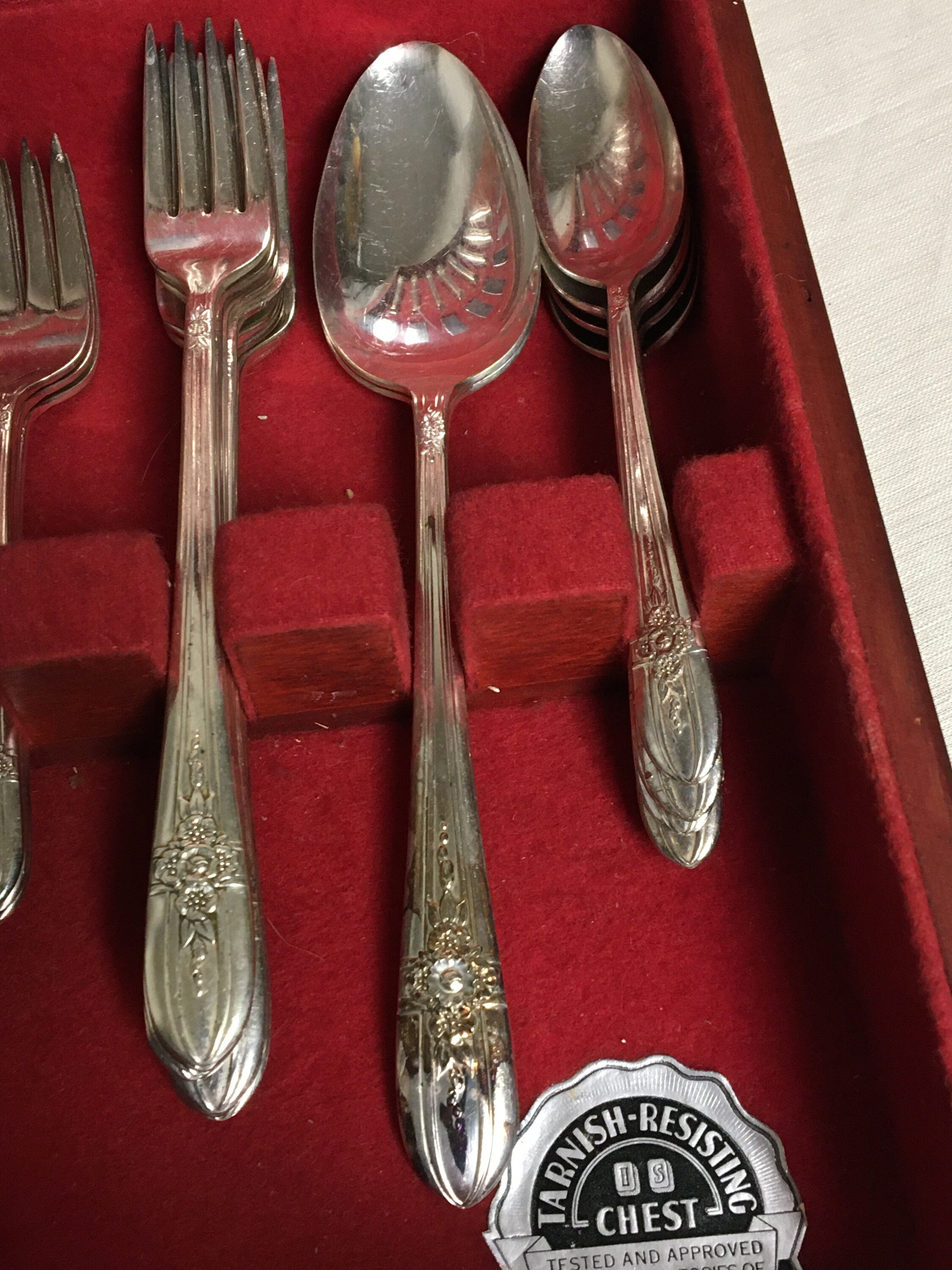 Wm. Rogers Mfg. Co, Original Rogers, Extra Plate Silverplate, Serves 8