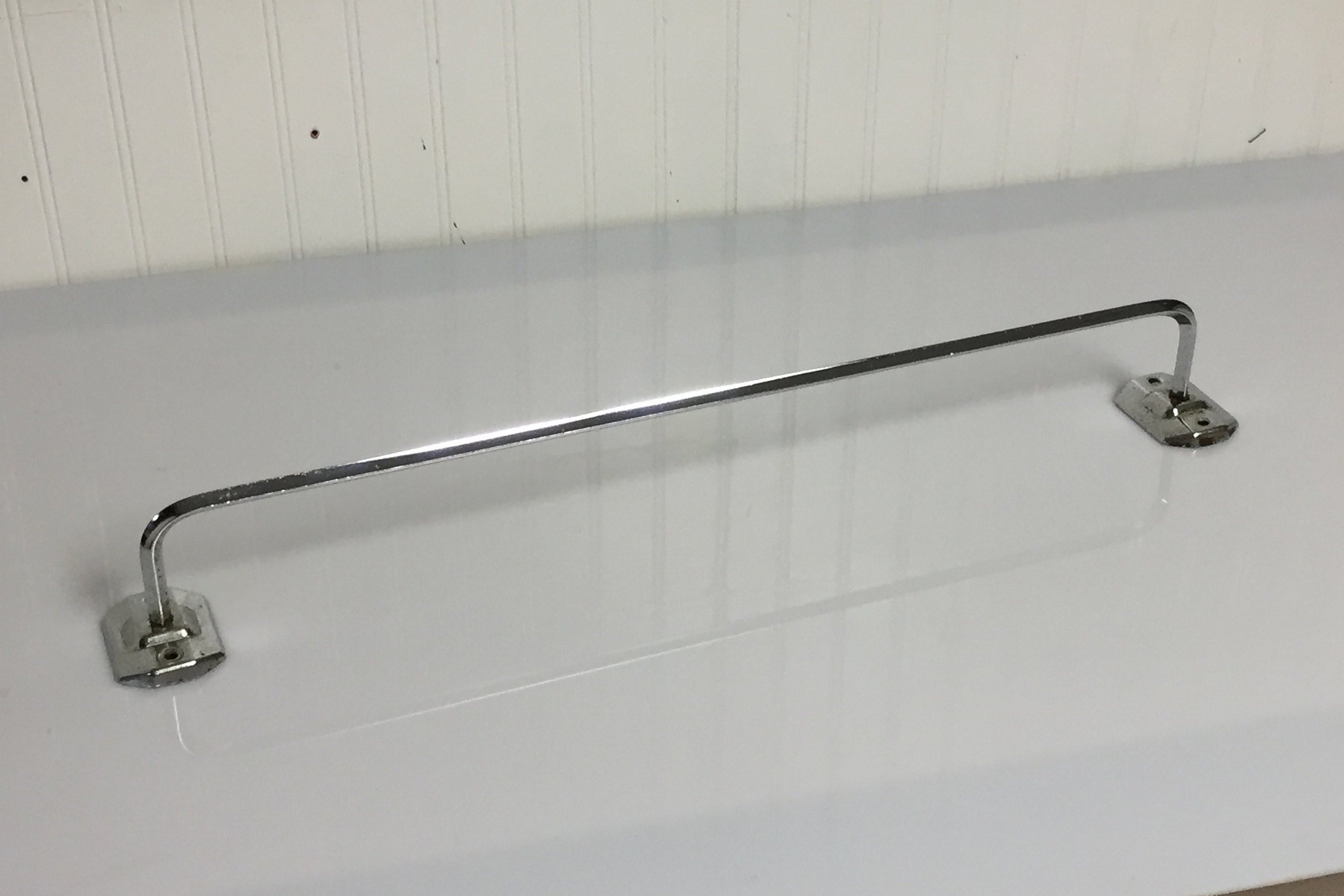 Vintage Autoyre Chrome Bath Towel Rack, Ekco Towel Rack ...