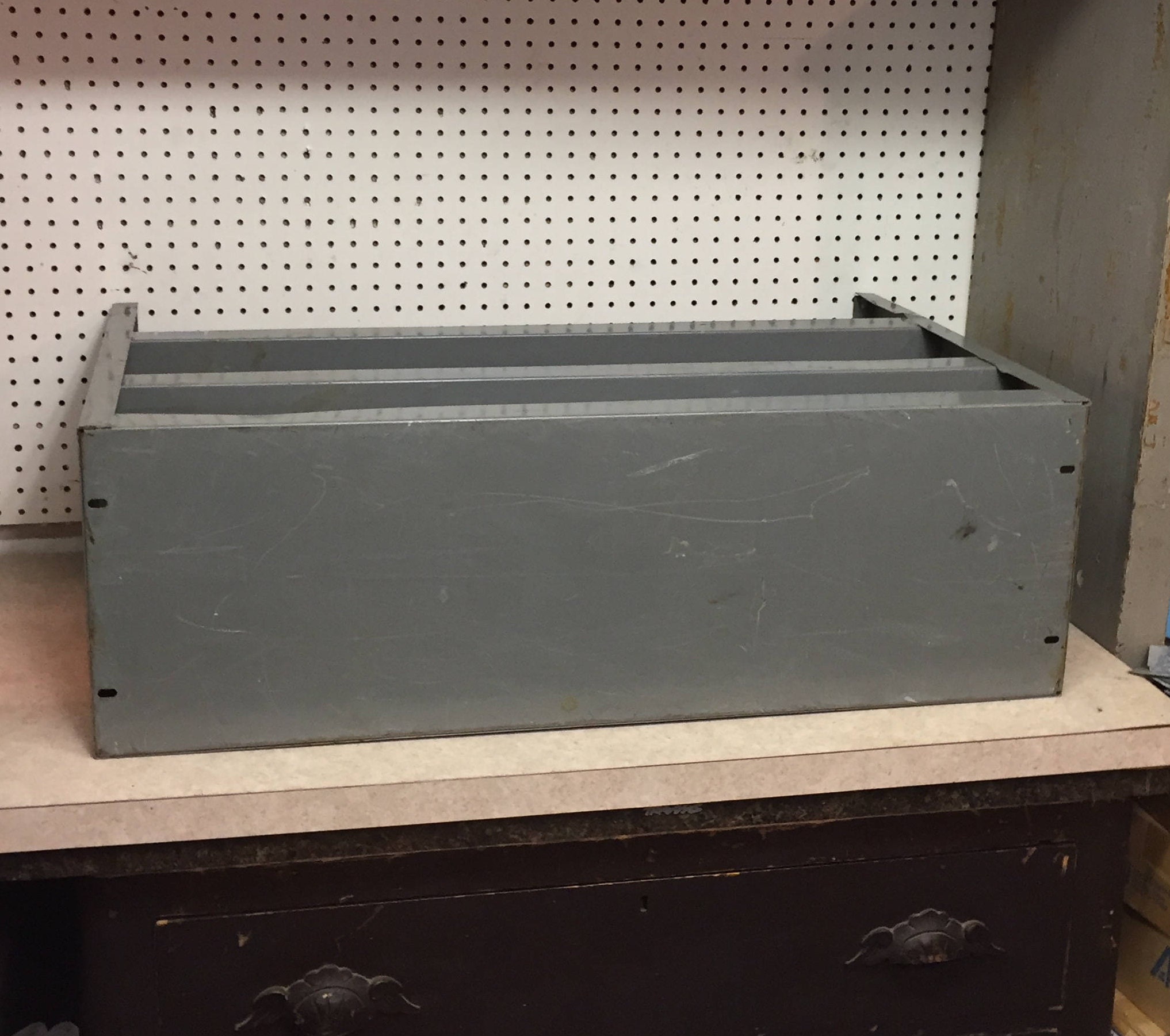 Adrian Steel 18 Industrial Parts Bins Shelf Rack with Dividers, Van