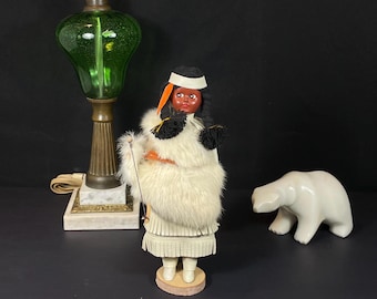 Indien Art Eskimo Doll, Made in Quebec Canada