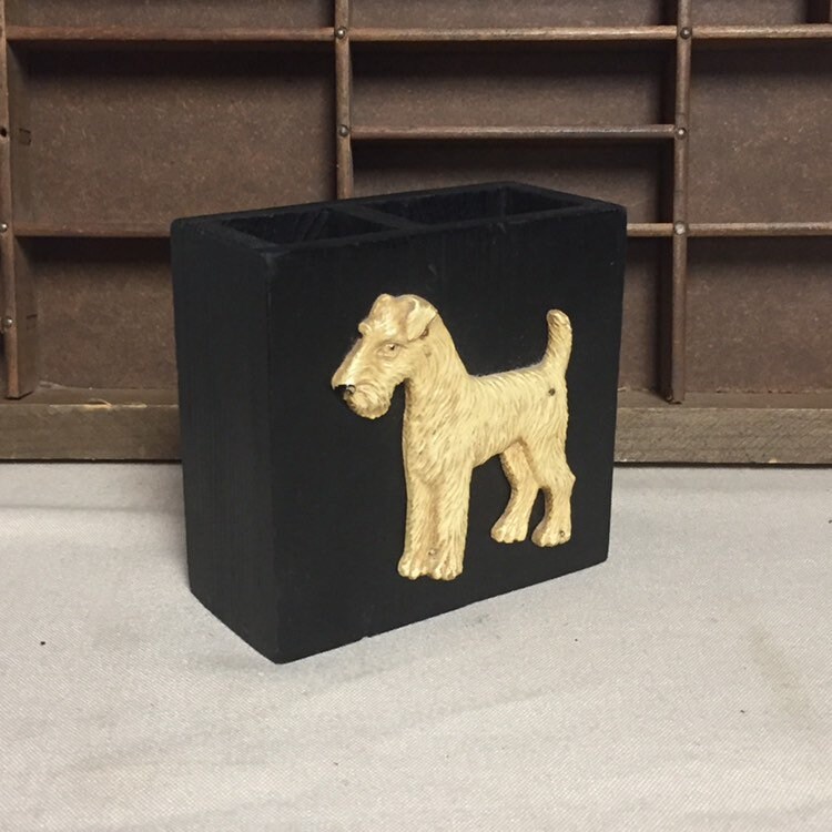 Black Wooden Brush Holder with Scottie Dog, King New York, Syroco Wood