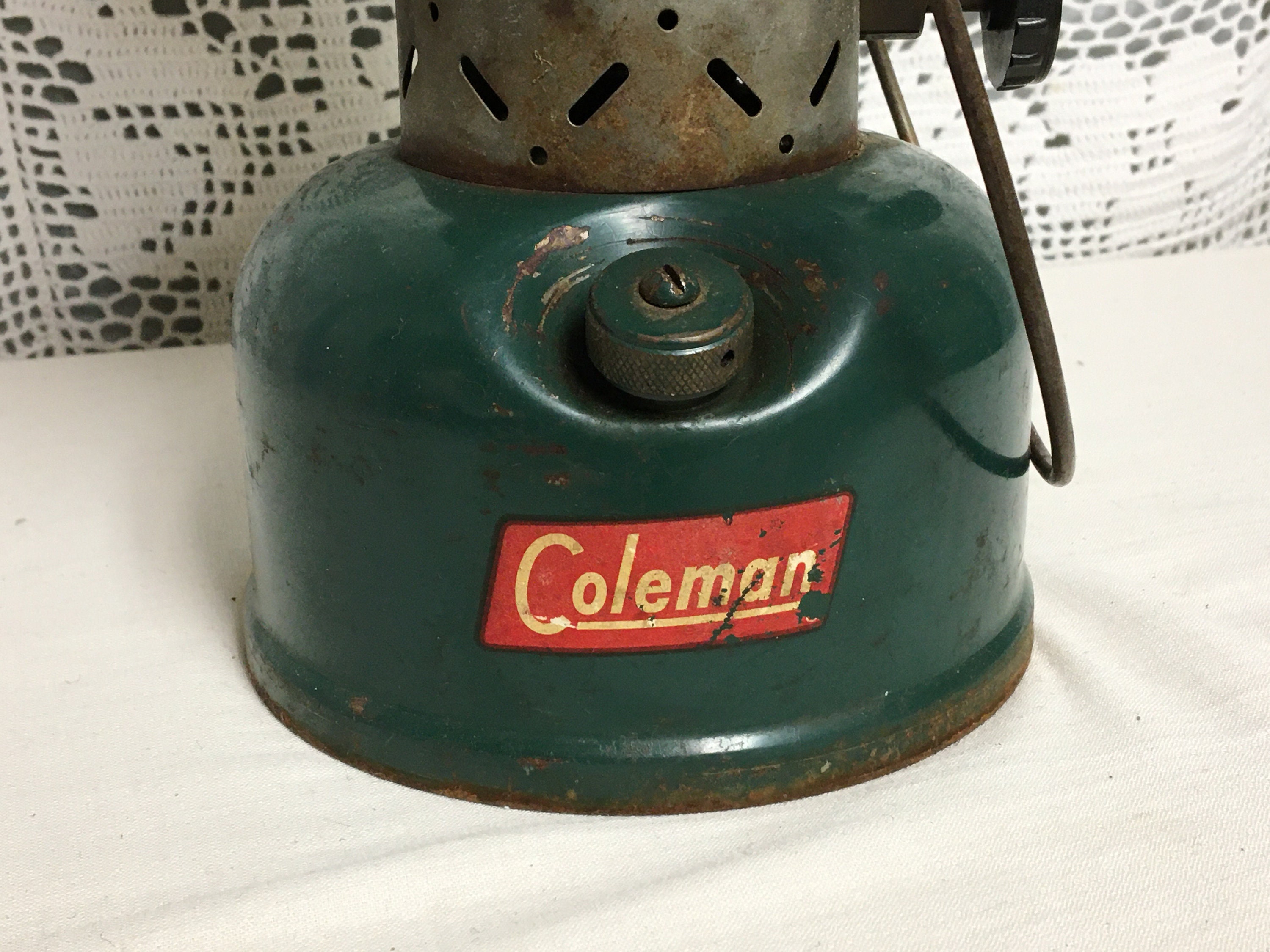 Vintage 1959 Coleman Fuel Lantern Model 220E with Original Globe