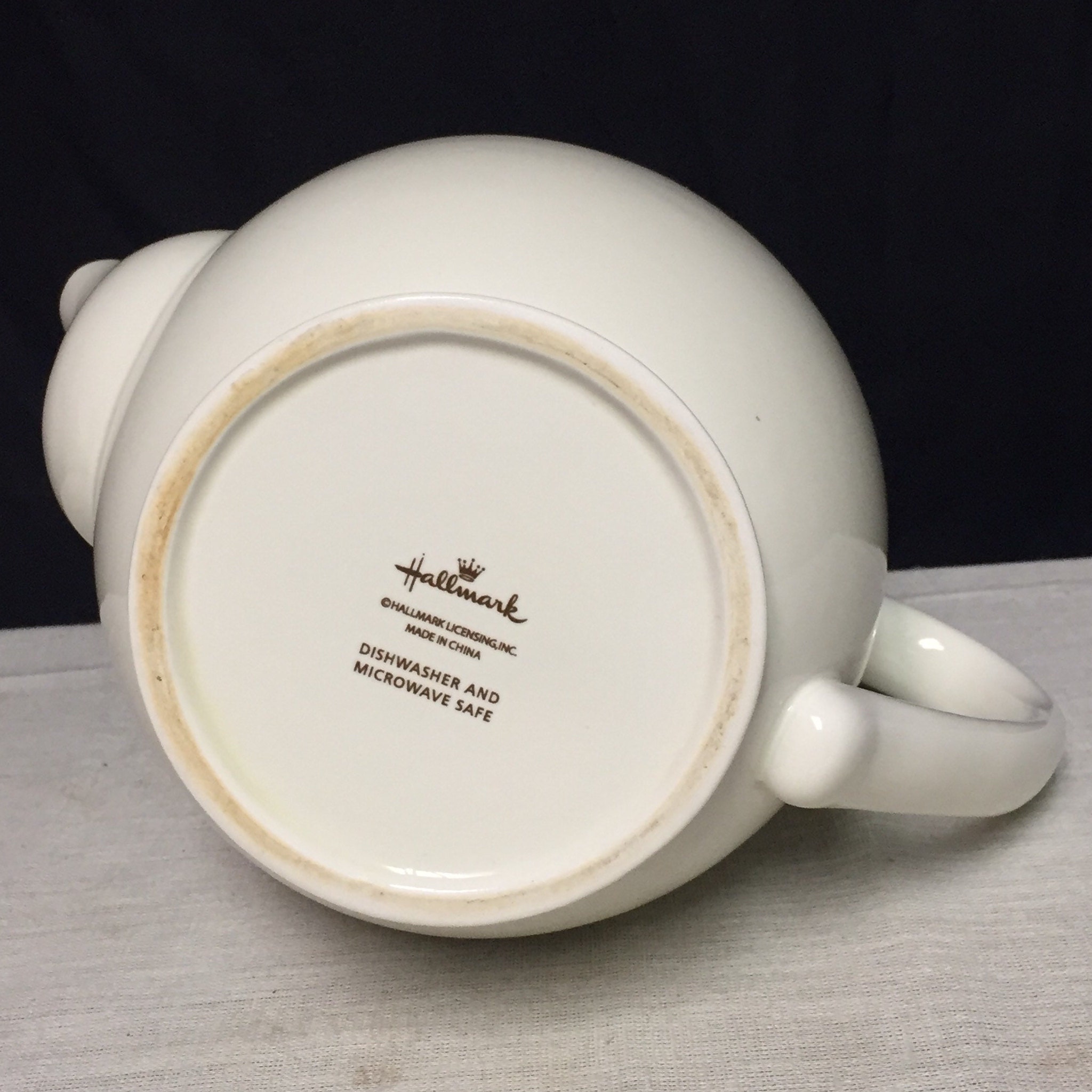 Hallmark White, Porcelain Teapot, Coffee Pot, Tea, Pot, 6 Cup Teapot