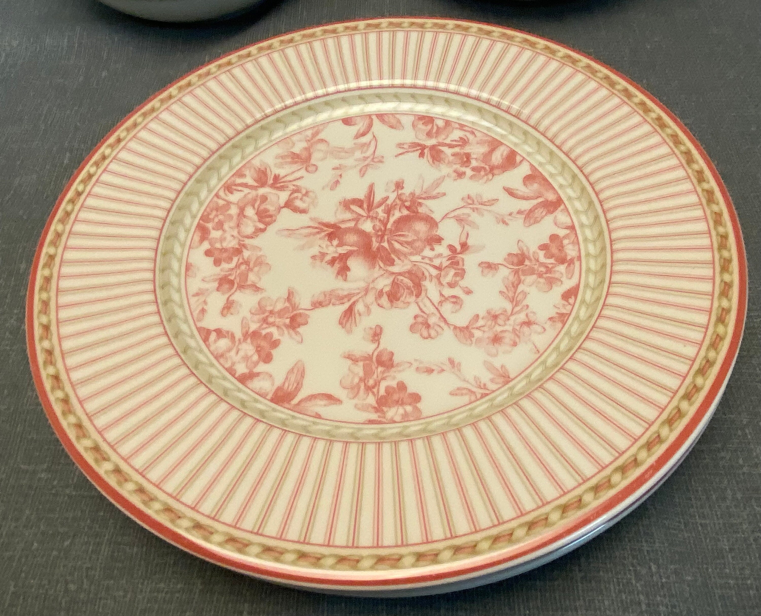 8 piece Set Royal Doulton Studio Provence Rouge 4 Salad Plates and 4