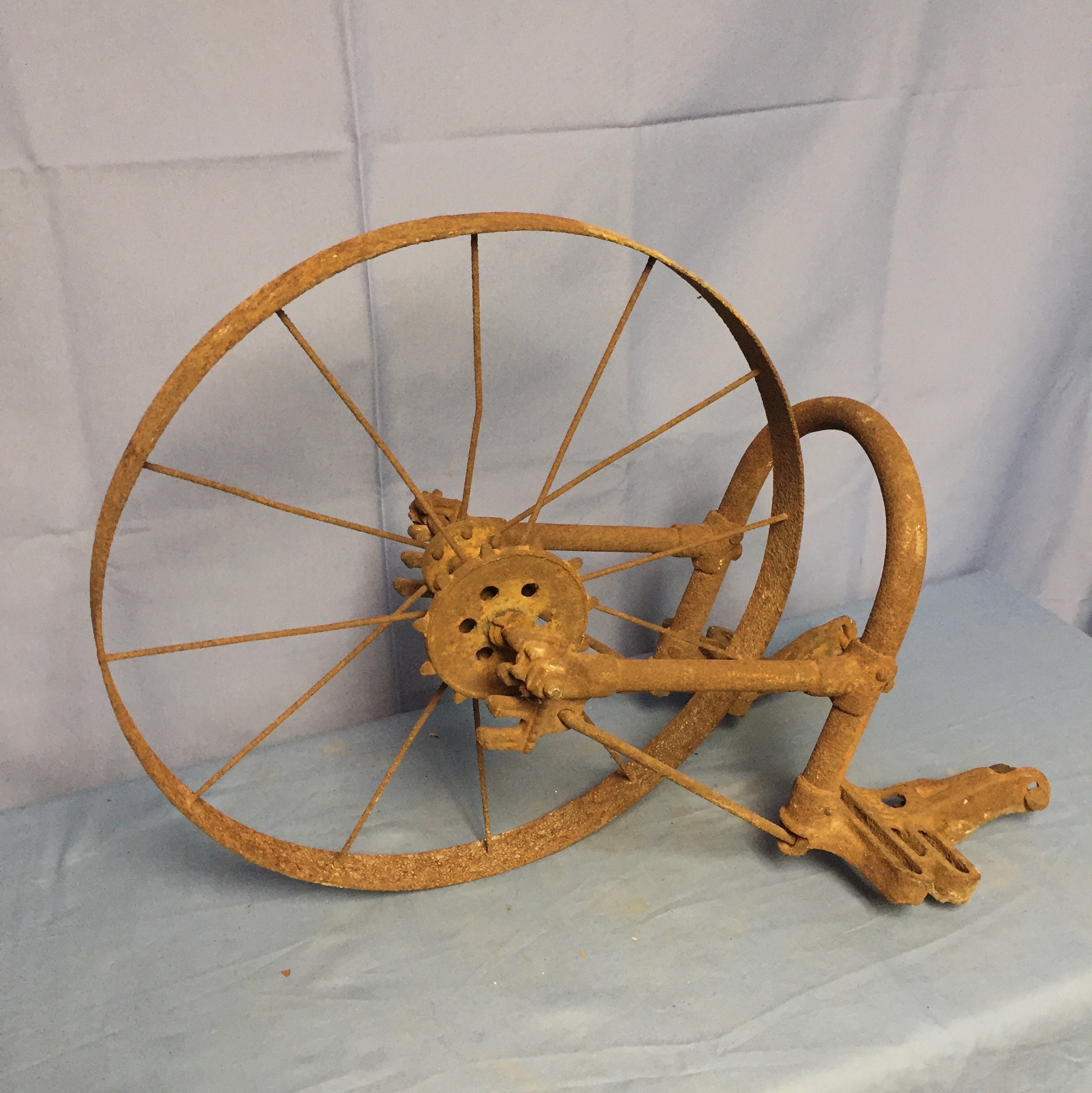 Antique IRON AGE Steel Spoke Wheel Farm Corn Seeder, Cultivator