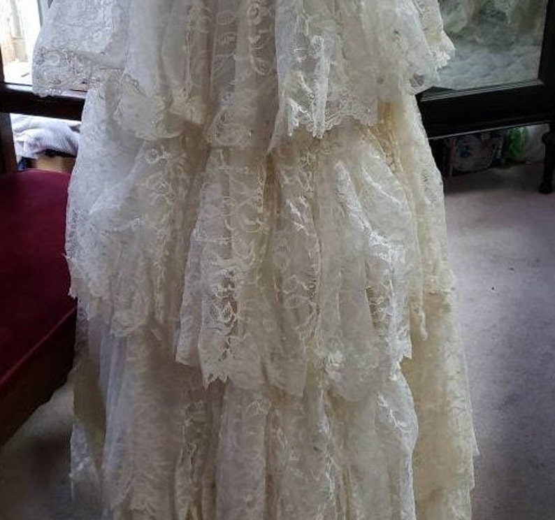 1950's Tiered Lace Satin & Tulle Wedding Dress and Tiara | Etsy