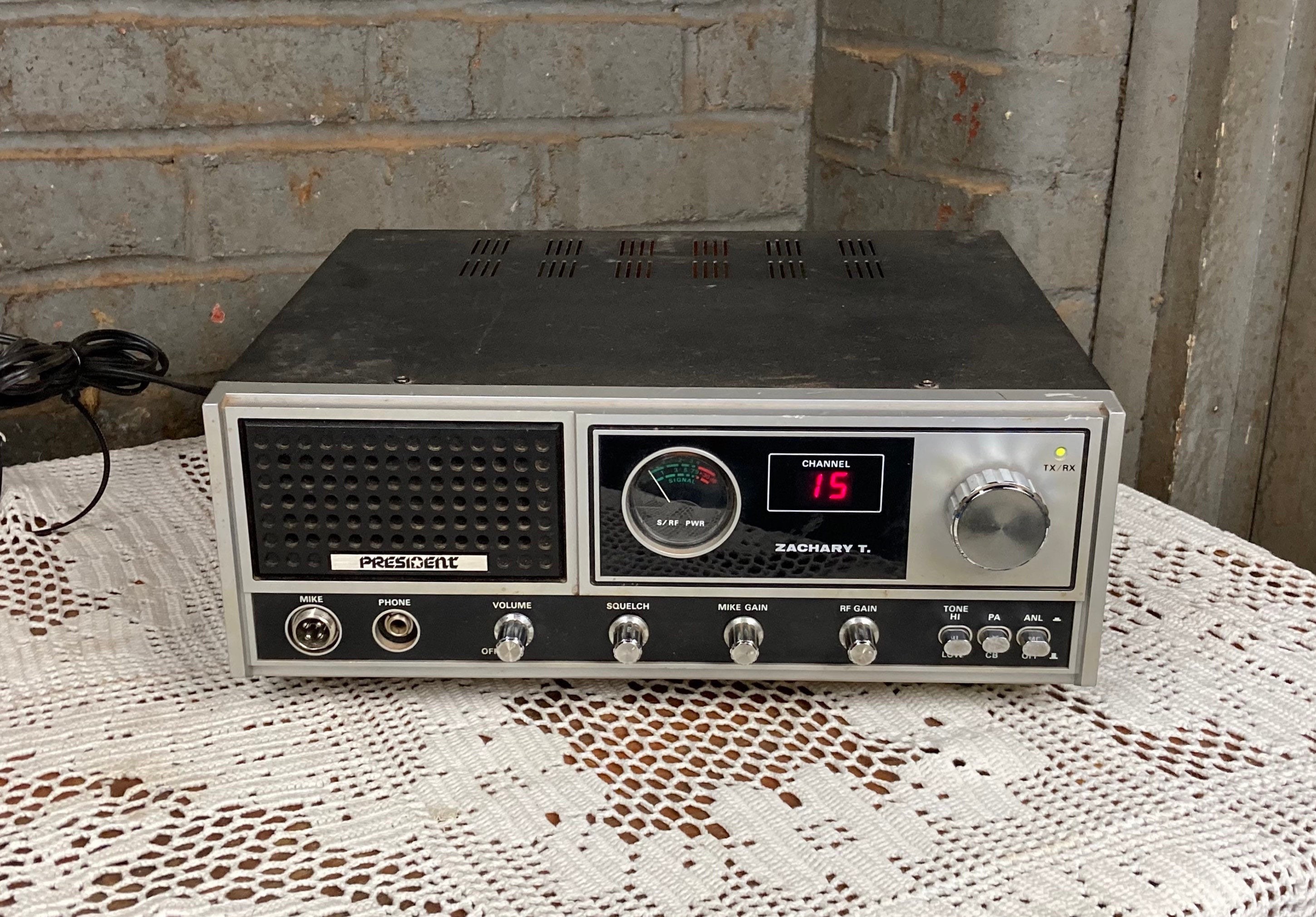 Vintage President Zachary T. CB Radio Base Station 40 Channel AM