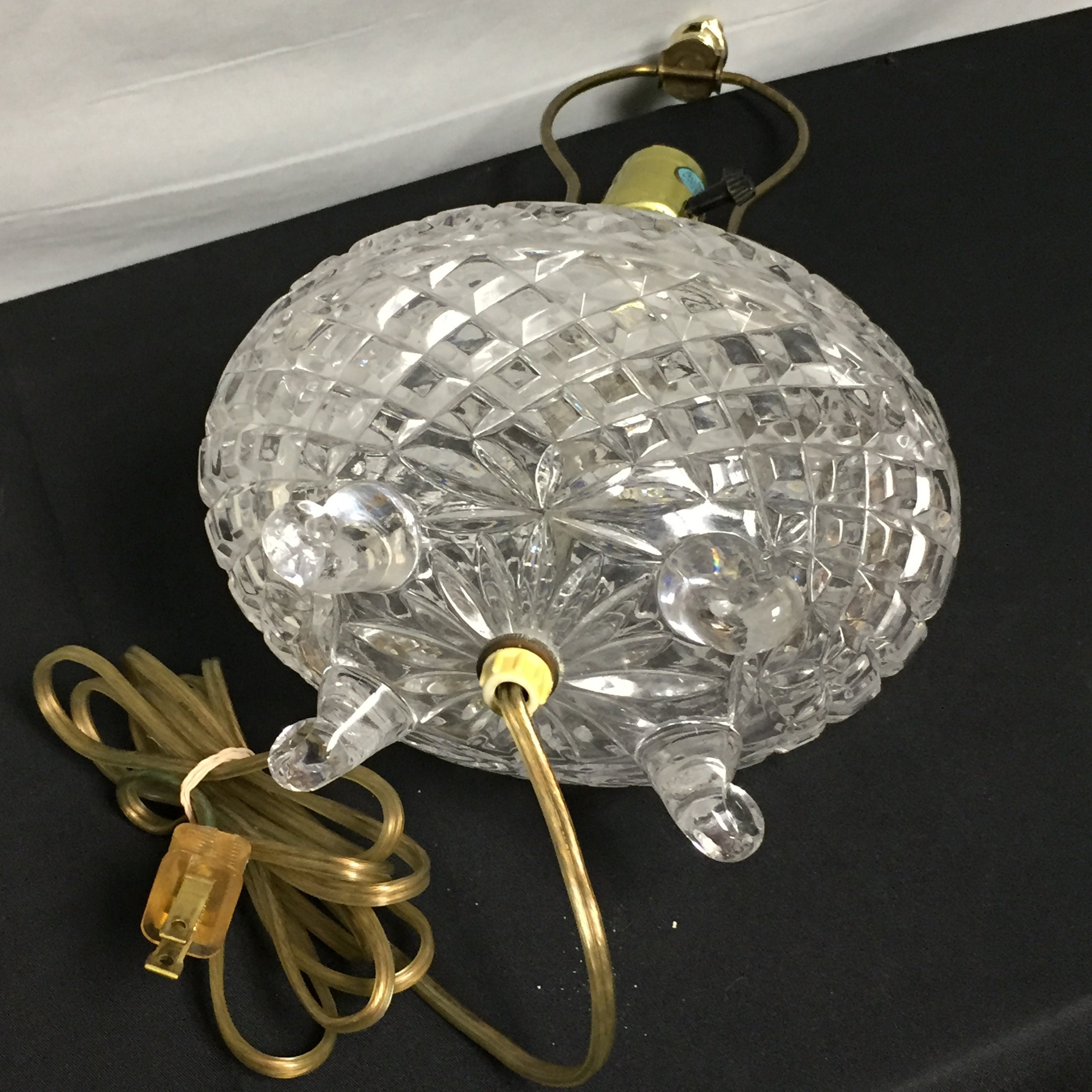 Vintage Crystal Cut Glass Table Lamp, Bedside Light, Oval, Egg Shaped