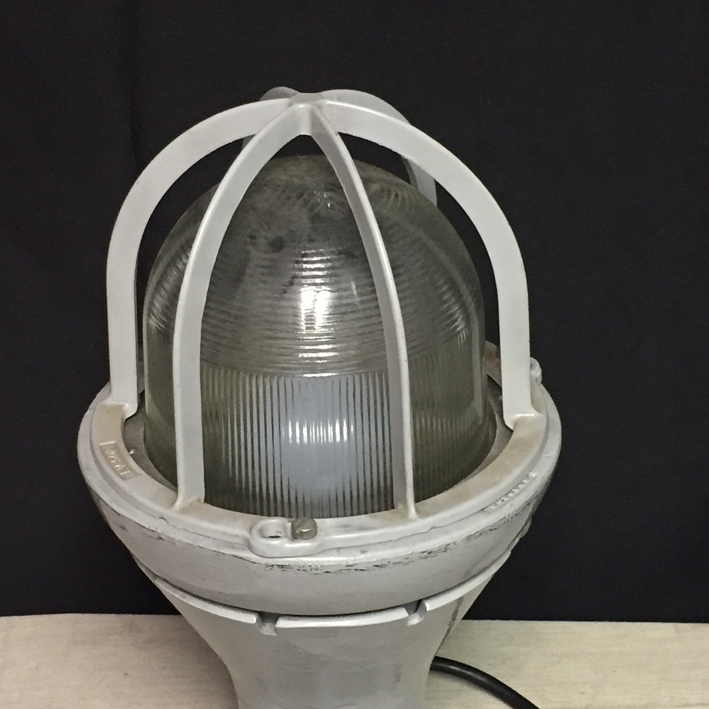 Crouse Hinds Explosion Proof EV Series Explosionproof Incandescent