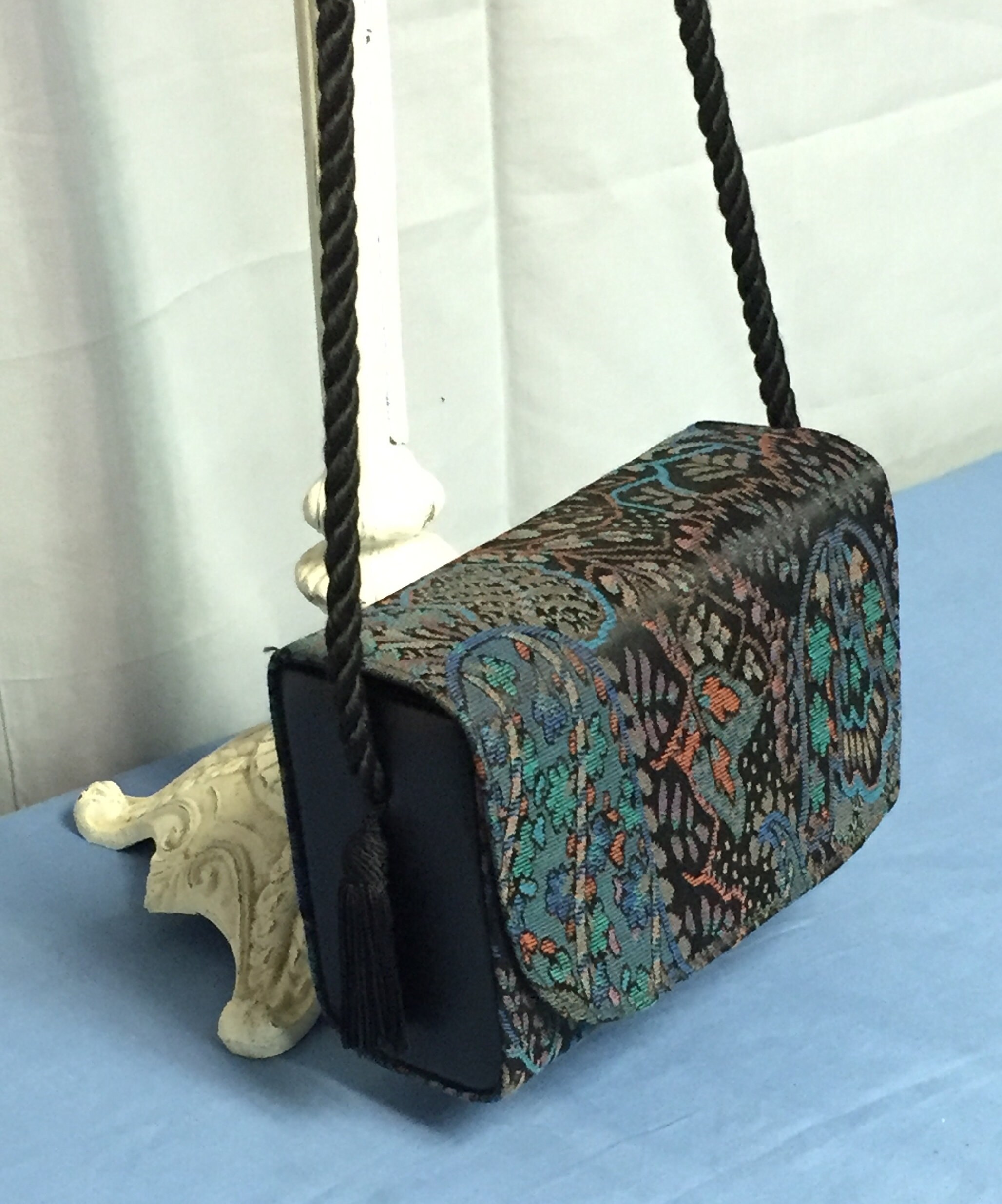 purse with braided strap