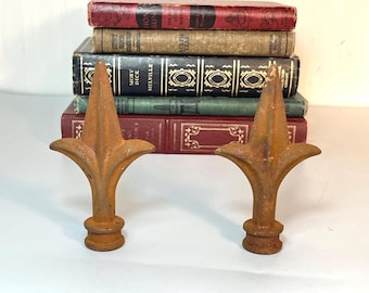 Antique Iron Spear Post Top Finials Architectural Salvage: Set of 2
