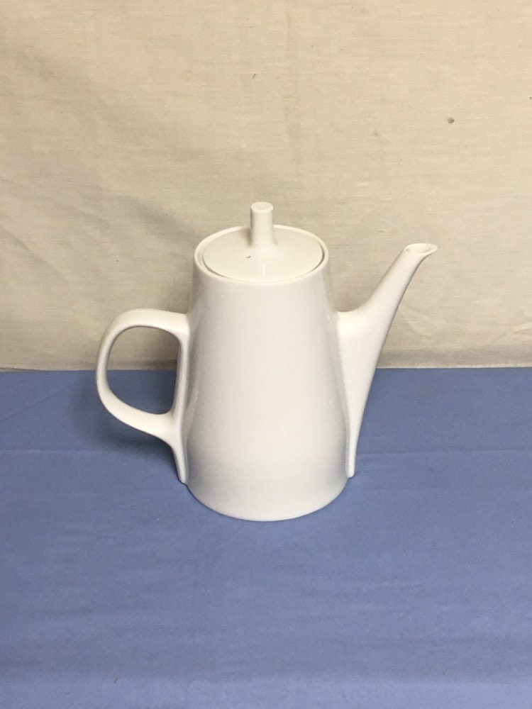 Melitta Porcelain Coffee Pot, Made in Germany, Teapot, 5 Cup Teapot