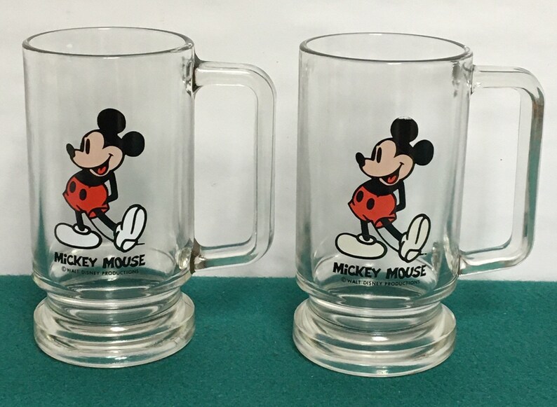 mickey mouse drinking glasses