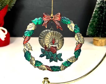 Russ Berrie Heirloom Collection Metal Wreath with Dangling Candle