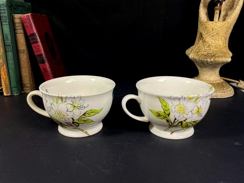 Studiemokken Anthropologie Butterfly: witte azalea bloemen, set van 2 afbeelding 1
