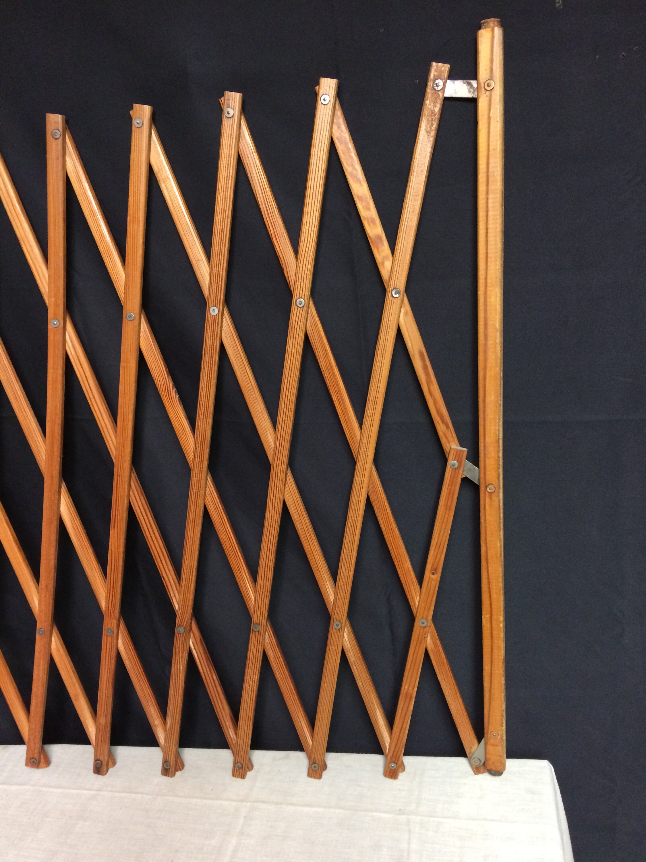 Antique Wooden Folding Safety Gate, Expanding Gate, Accordion Gate