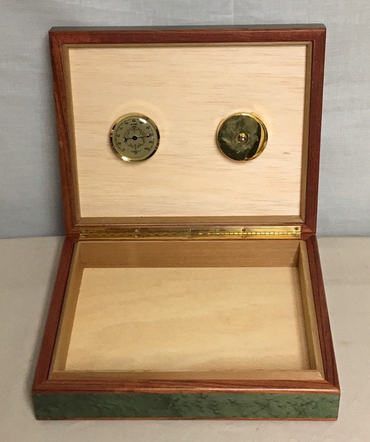 Wooden Italian Cigar Humidor Box with Humidistat, Made in Italy
